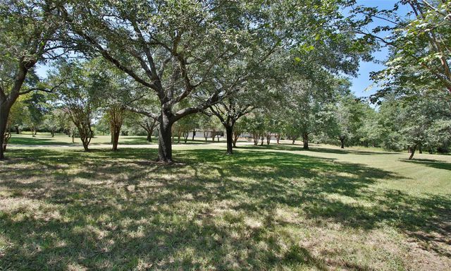 3706 County Road 409, Navasota, TX 77868