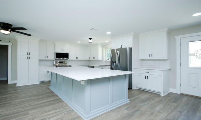 3706 County Road 409, Navasota, TX 77868