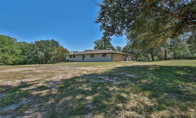 3706 County Road 409, Navasota, TX 77868