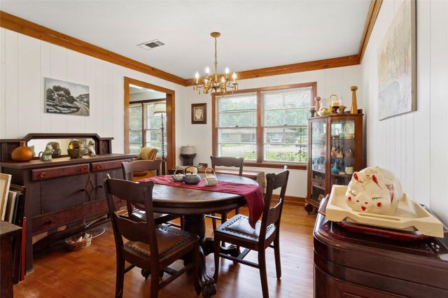 4010 Victoria Avenue, Dickinson, TX 77539