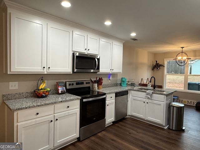 712 Scott Mill Road, Hartwell, GA 30643