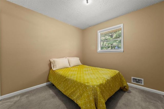 399 Emmett Street, Riverdale, GA 30274