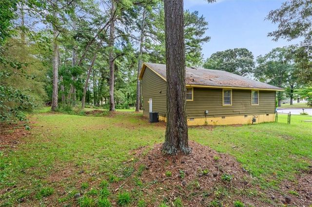399 Emmett Street, Riverdale, GA 30274