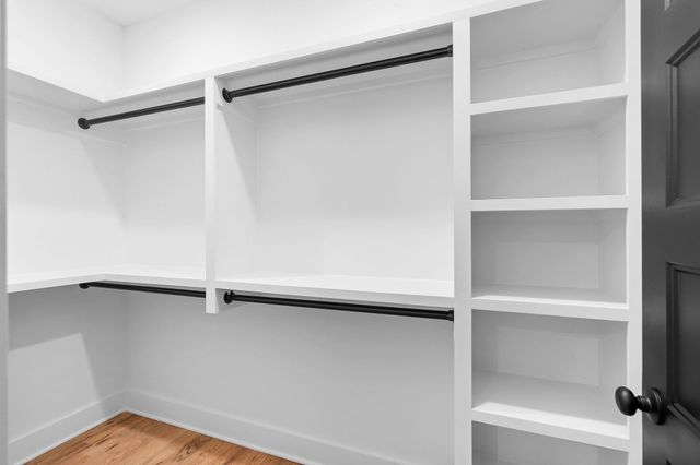 2405 Shoreside Dr, Smithville, TN 37166