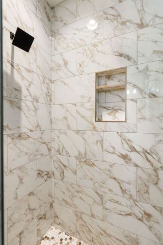 2405 Shoreside Dr, Smithville, TN 37166