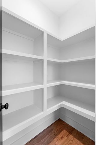 2405 Shoreside Dr, Smithville, TN 37166