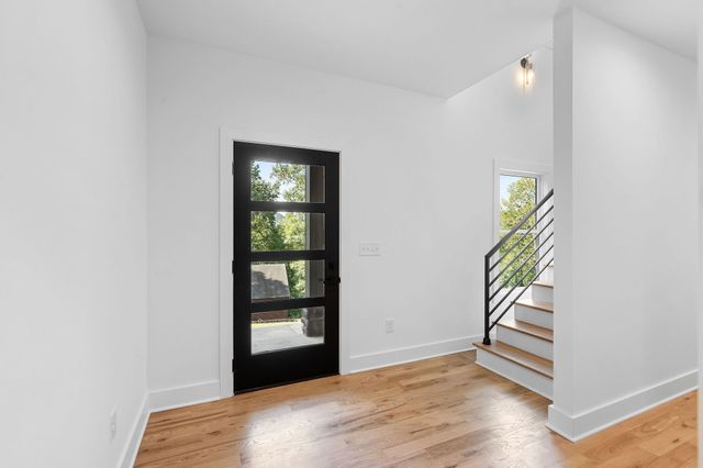 2405 Shoreside Dr, Smithville, TN 37166