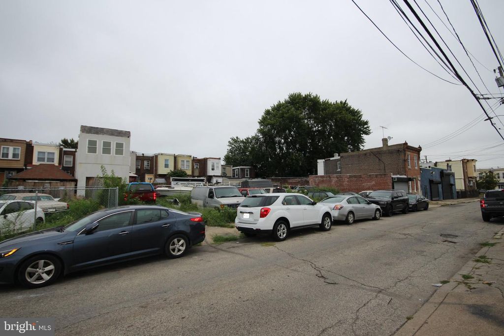 727 E ATLANTIC ST, PHILADELPHIA, PA 19134 — photo 4