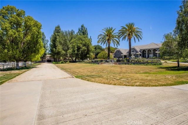 37954 Calle De Lobo, Murrieta, CA 92562