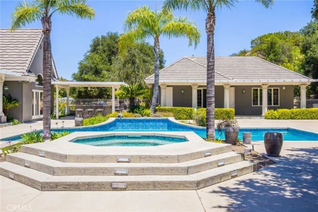 37954 Calle De Lobo, Murrieta, CA 92562