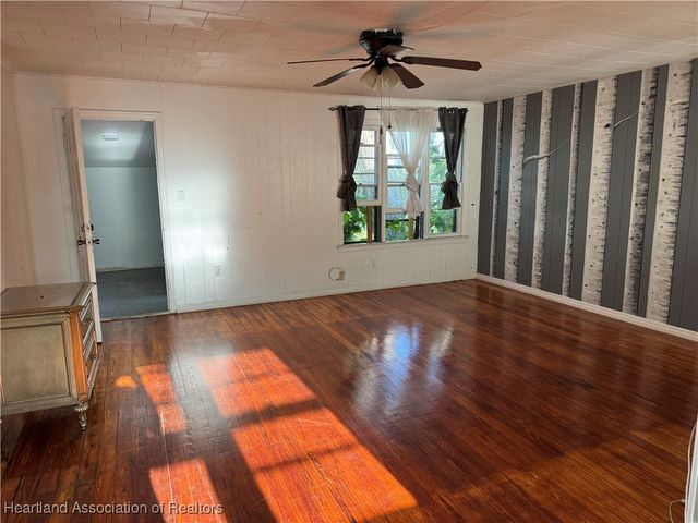 1312 Weigle Avenue, Sebring, FL 33870