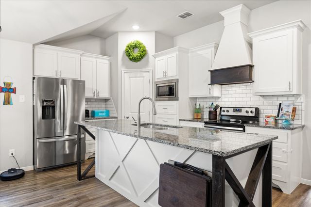 2123 Christine Drive, Granbury, TX 76048