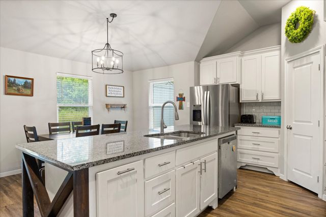 2123 Christine Drive, Granbury, TX 76048