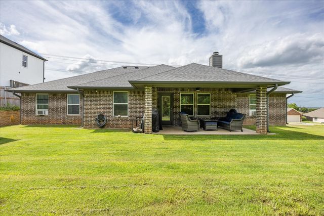 2123 Christine Drive, Granbury, TX 76048