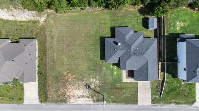 2123 Christine Drive, Granbury, TX 76048