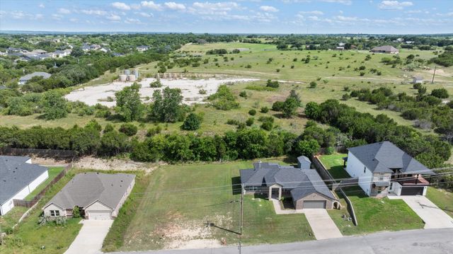 2123 Christine Drive, Granbury, TX 76048