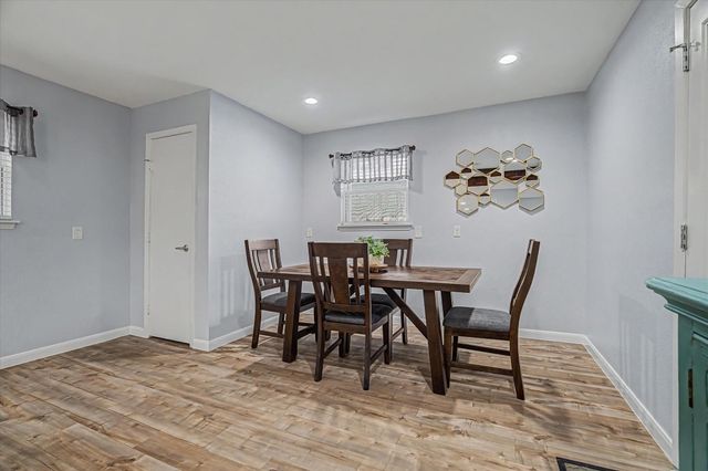 1818 Locksford Street, Houston, TX 77008
