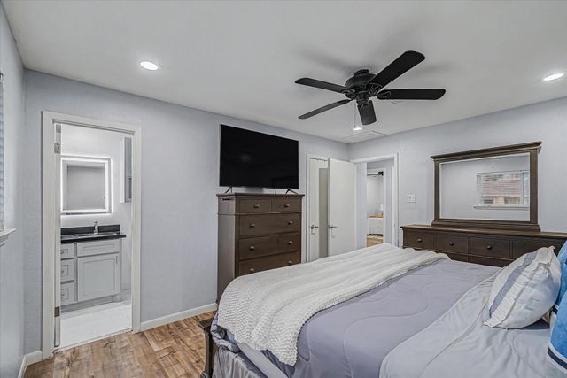 1818 Locksford Street, Houston, TX 77008
