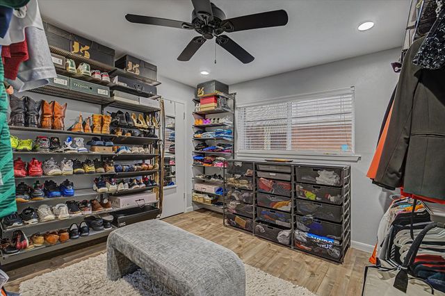 1818 Locksford Street, Houston, TX 77008
