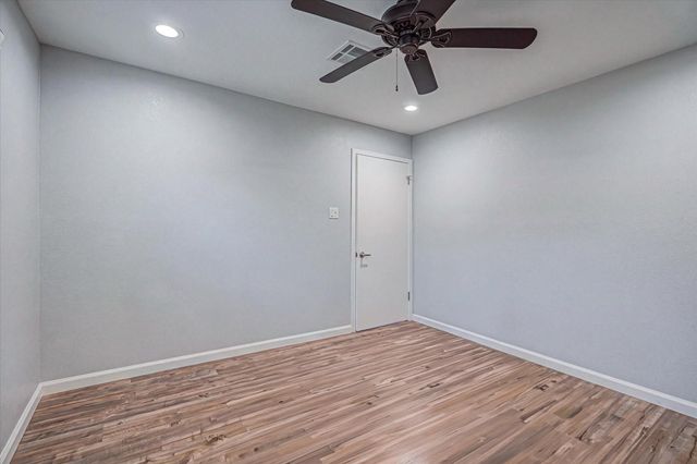 1818 Locksford Street, Houston, TX 77008