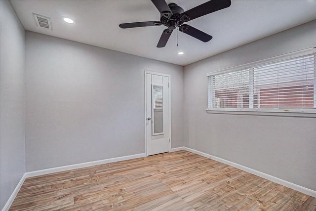 1818 Locksford Street, Houston, TX 77008