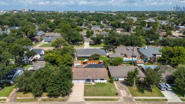 1818 Locksford Street, Houston, TX 77008