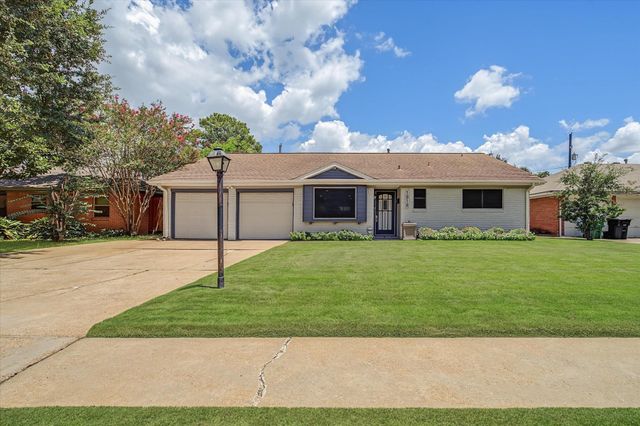 1818 Locksford Street, Houston, TX 77008