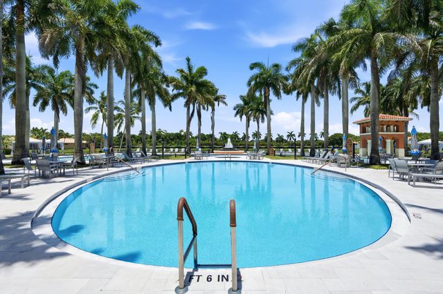 9857 VIA GRANDE W, Wellington, FL 33411
