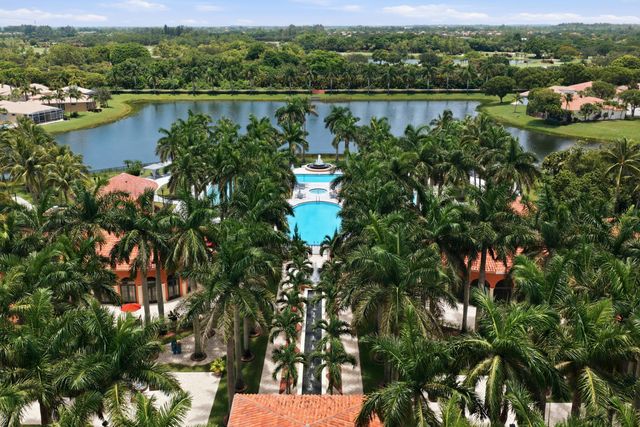 9857 VIA GRANDE W, Wellington, FL 33411