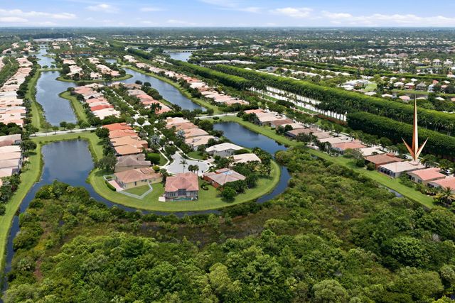 9857 VIA GRANDE W, Wellington, FL 33411