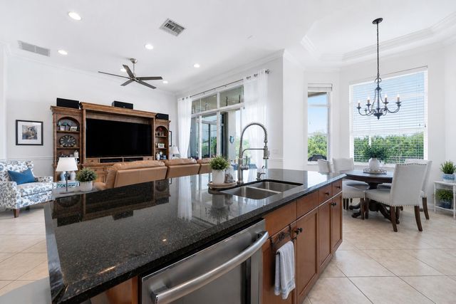 9857 VIA GRANDE W, Wellington, FL 33411