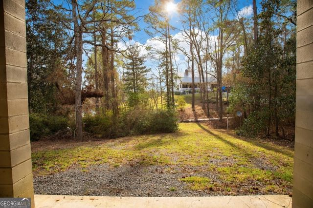 1380 Landing Road, Baxley, GA 31513