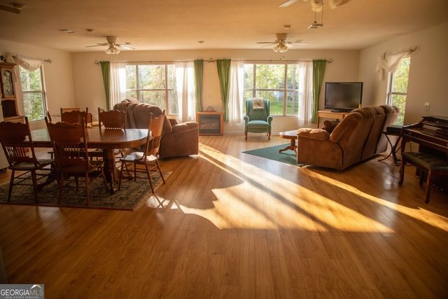 1380 Landing Road, Baxley, GA 31513