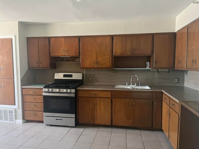 1948 HINES BOULEVARD, Wichita Falls, TX 76301