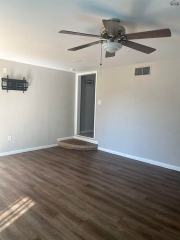 1948 HINES BOULEVARD, Wichita Falls, TX 76301