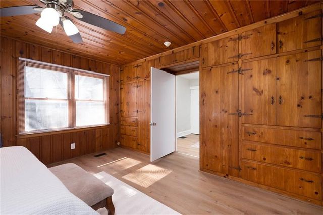 10126 Golf Avenue, Independence, MO 64053