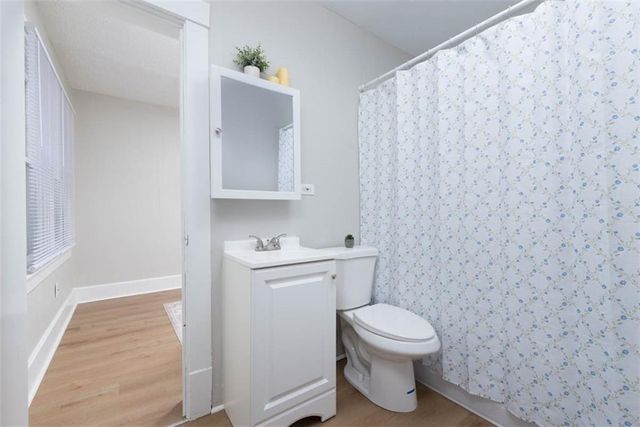 10126 Golf Avenue, Independence, MO 64053