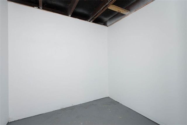 10126 Golf Avenue, Independence, MO 64053