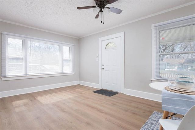 10126 Golf Avenue, Independence, MO 64053