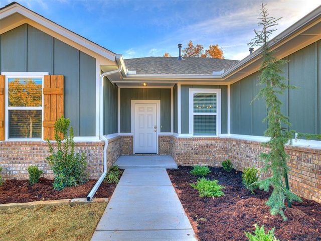 884 Stella Trail, Guthrie, OK 73044