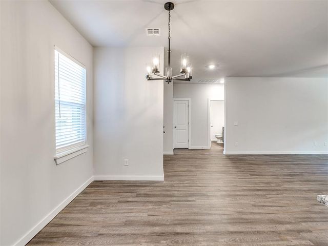 884 Stella Trail, Guthrie, OK 73044