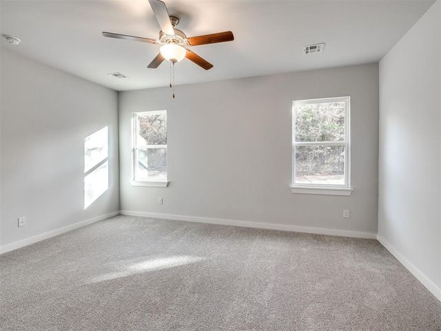 884 Stella Trail, Guthrie, OK 73044