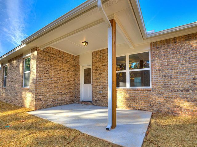 884 Stella Trail, Guthrie, OK 73044