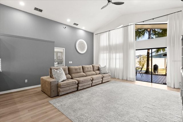 627 SEASCAPE AVENUE, Orlando, FL 32828