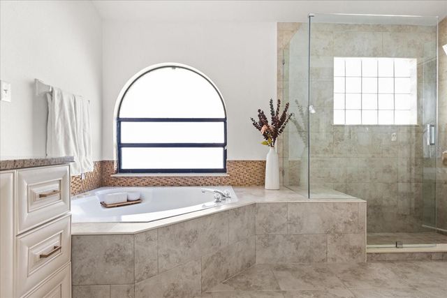 627 SEASCAPE AVENUE, Orlando, FL 32828