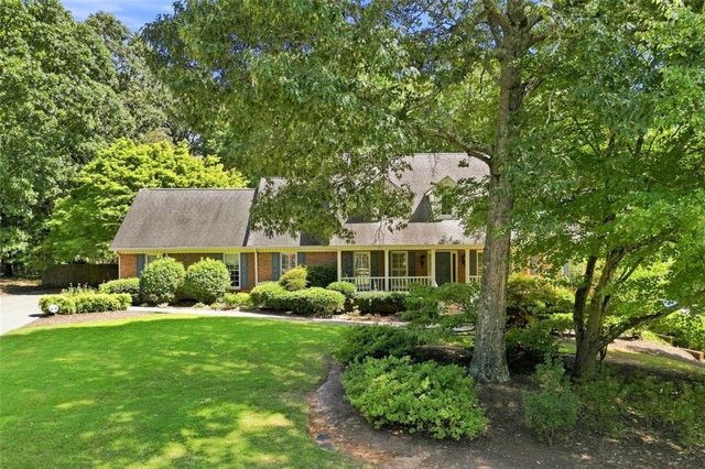 2170 Lullwater Court, Lawrenceville, GA 30043