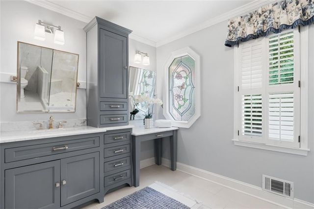 2170 Lullwater Court, Lawrenceville, GA 30043