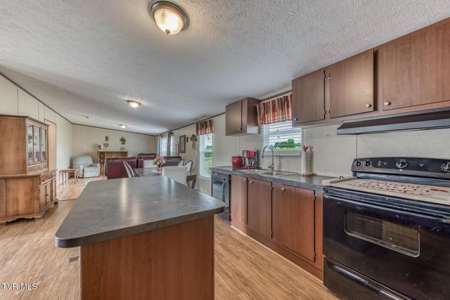 2069 Devault Bridge Road, Piney Flats, TN 37686