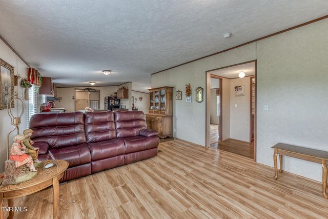 2069 Devault Bridge Road, Piney Flats, TN 37686