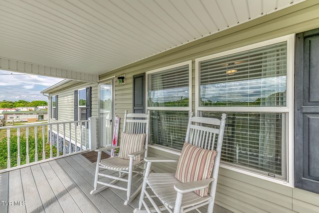 2069 Devault Bridge Road, Piney Flats, TN 37686